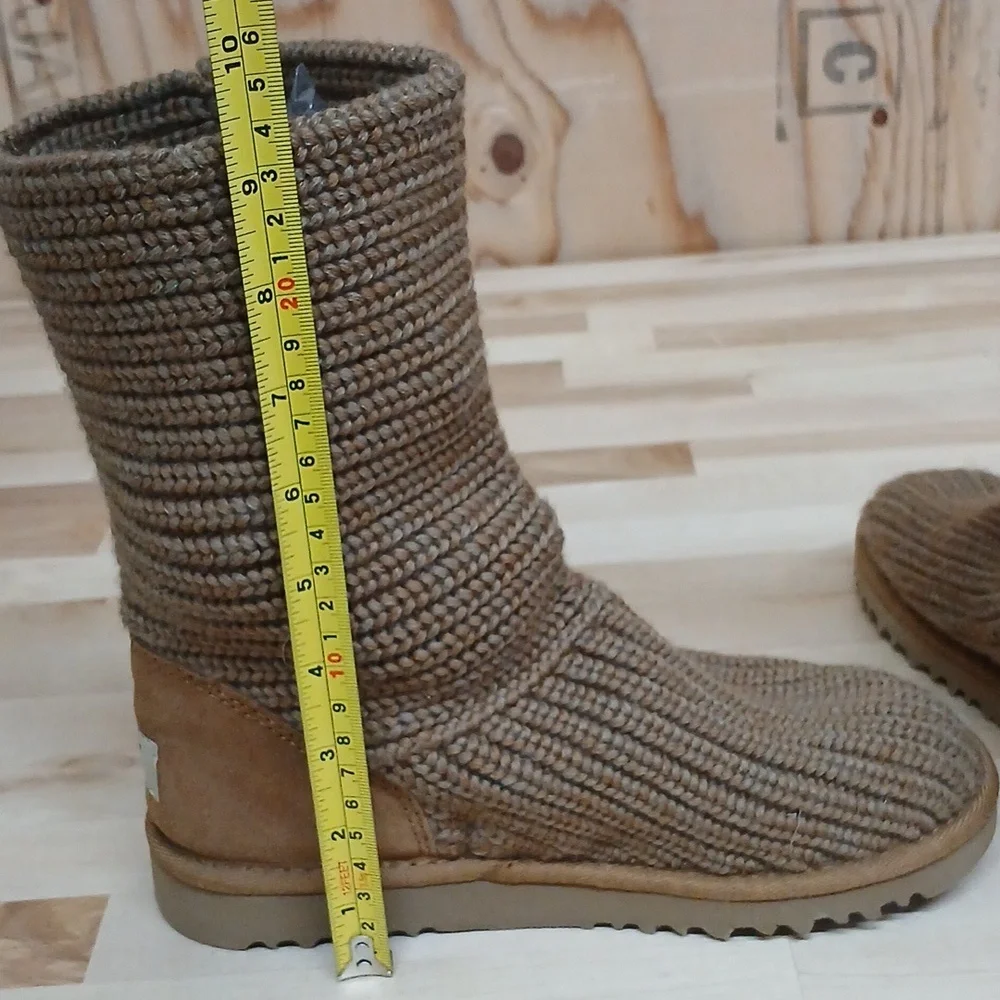 UGG Knit Tan Mid Calf Boots Size 3